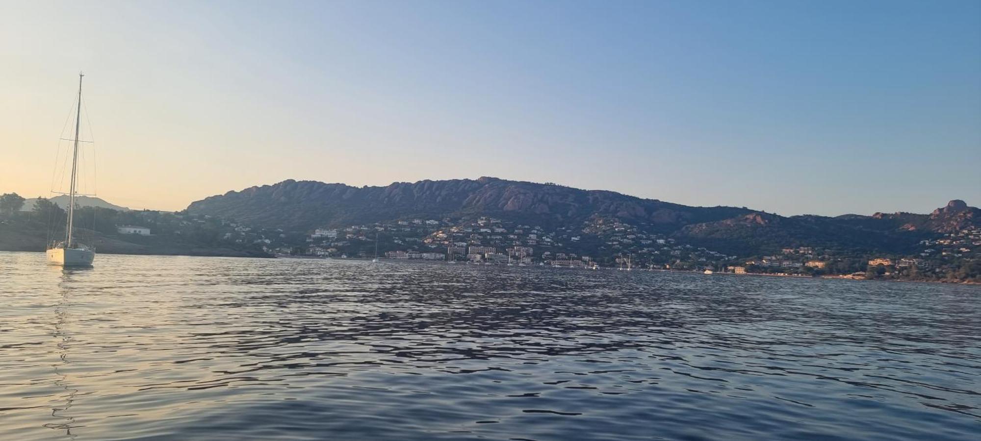 Agay Cap Esterel Le Hameau F2 Clim Plein Sud Dernier Etage Magnifique Vue Mer Сен-Рафаэль Экстерьер фото