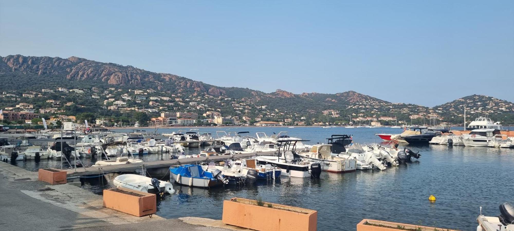 Agay Cap Esterel Le Hameau F2 Clim Plein Sud Dernier Etage Magnifique Vue Mer Сен-Рафаэль Экстерьер фото
