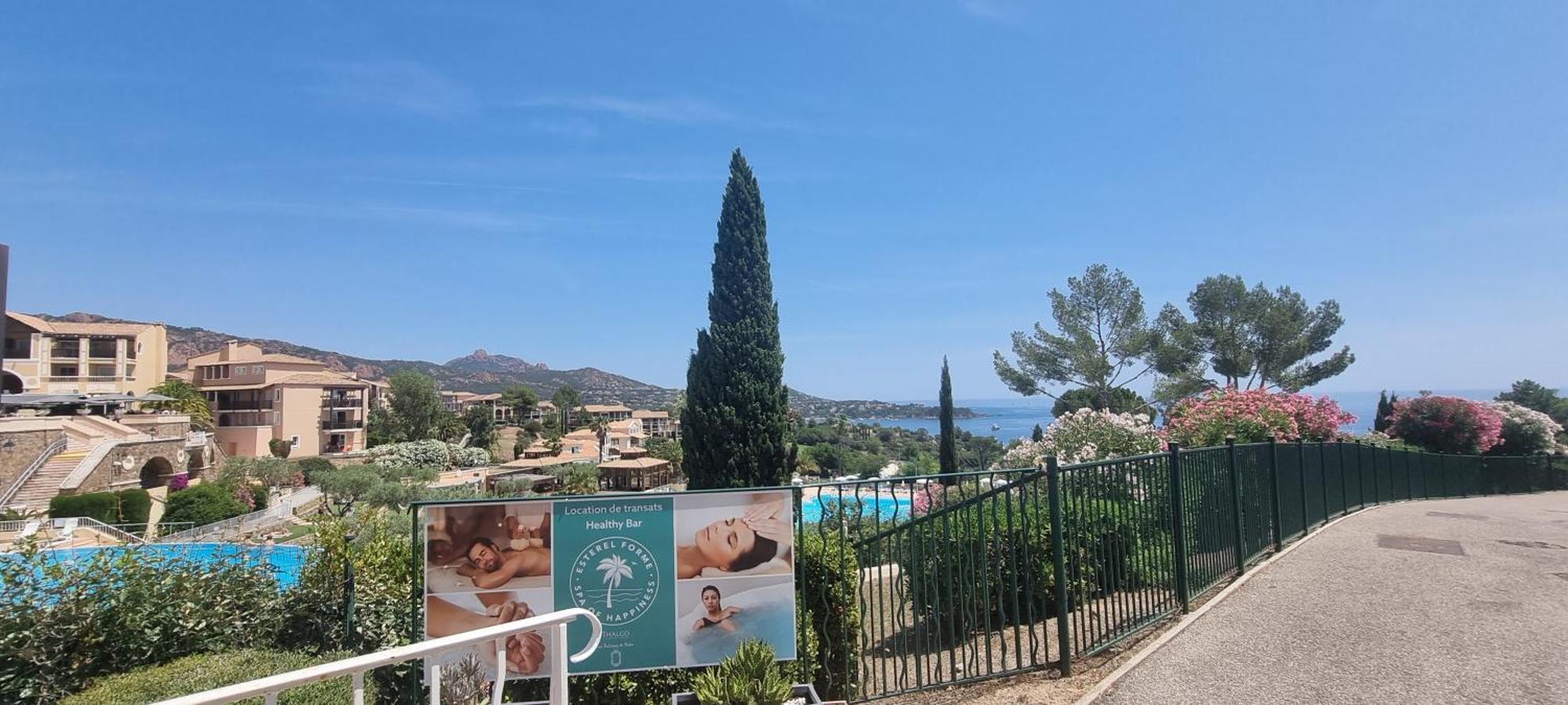 Agay Cap Esterel Le Hameau F2 Clim Plein Sud Dernier Etage Magnifique Vue Mer Сен-Рафаэль Экстерьер фото